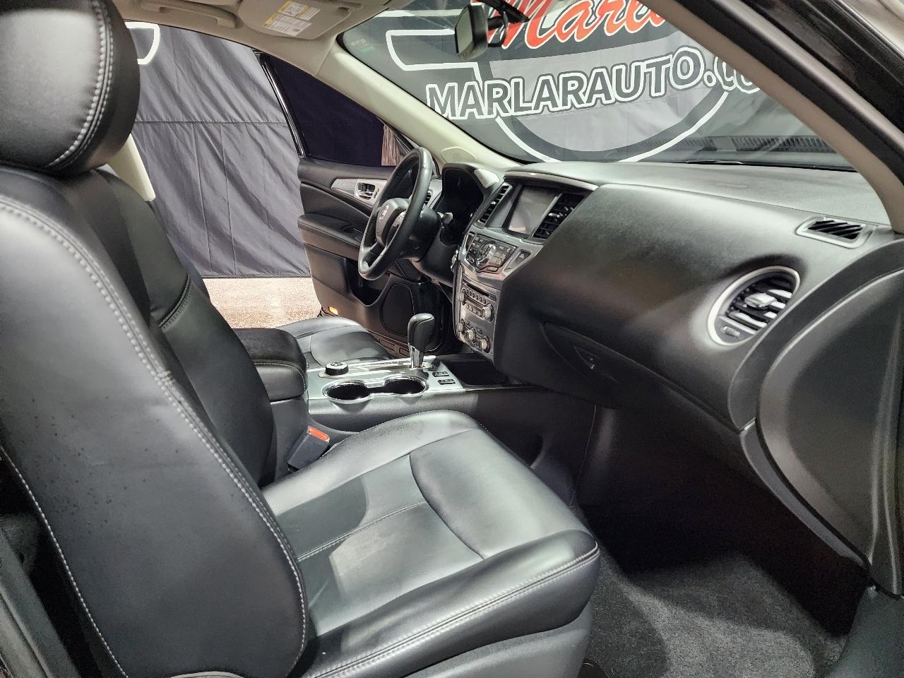 Nissan Pathfinder 4x4 SL 2018