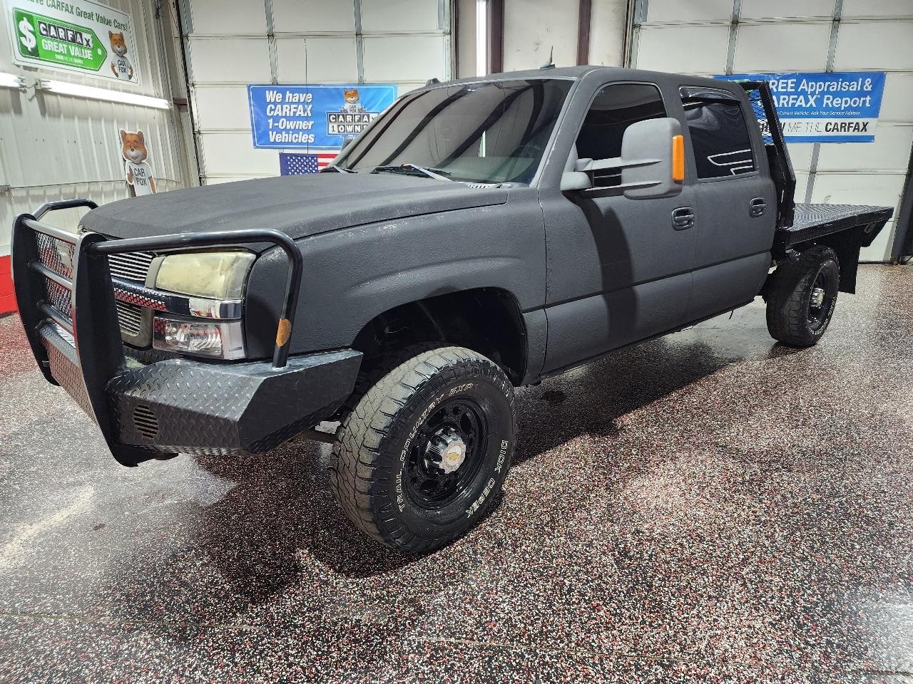 Chevrolet Silverado 2500HD Crew Cab 153" WB 4WD LT 2004