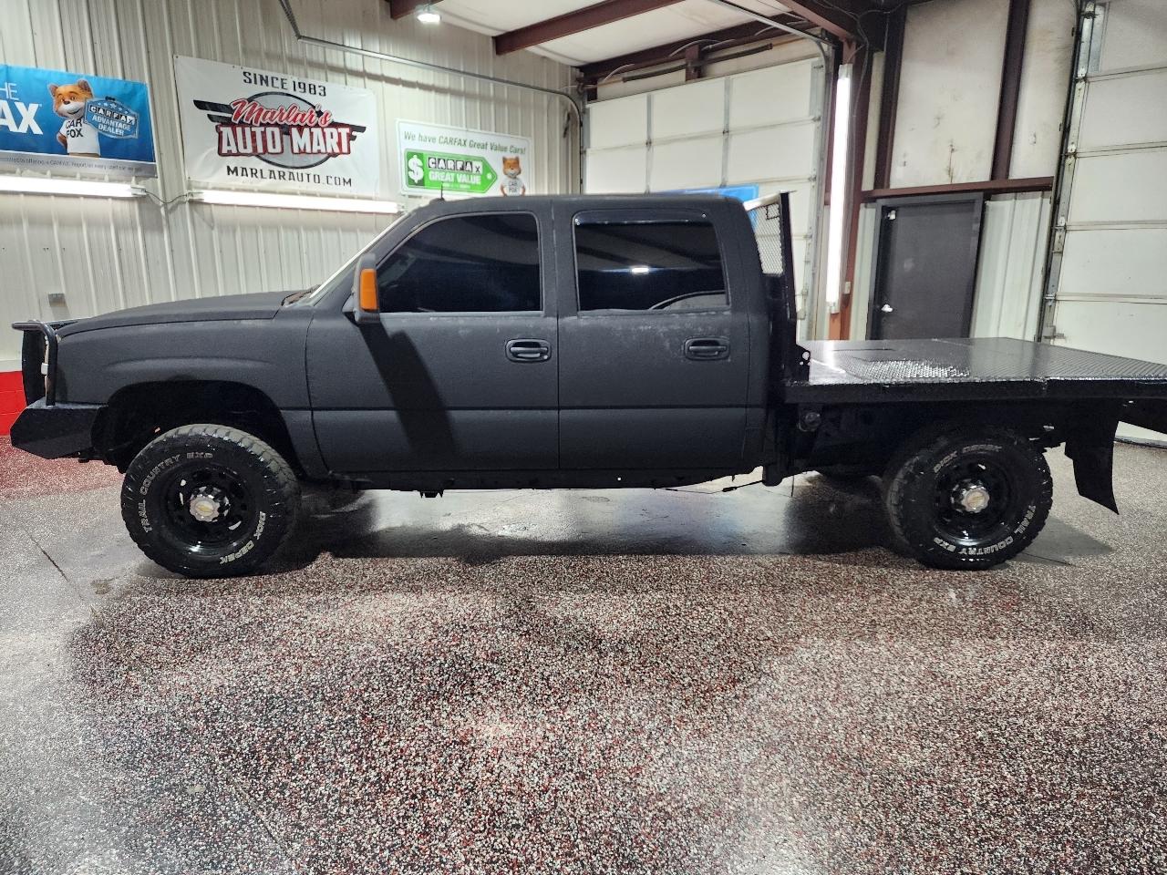 Chevrolet Silverado 2500HD Crew Cab 153" WB 4WD LT 2004