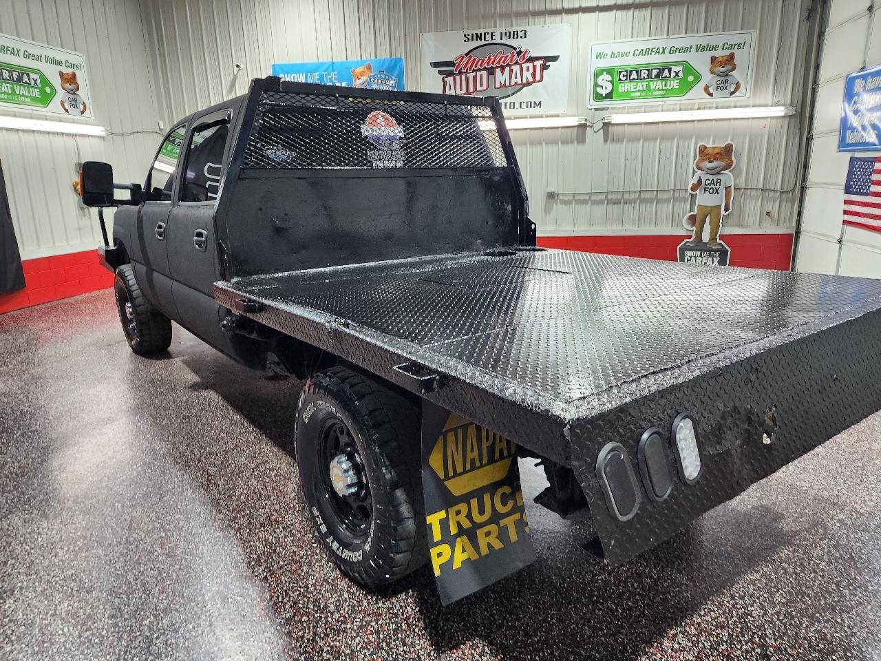 Chevrolet Silverado 2500HD Crew Cab 153" WB 4WD LT 2004