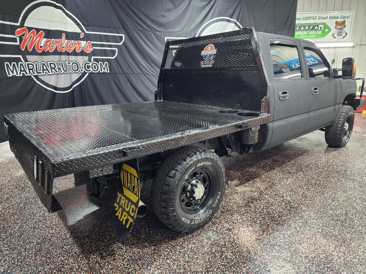 Chevrolet Silverado 2500HD Crew Cab 153" WB 4WD LT 2004