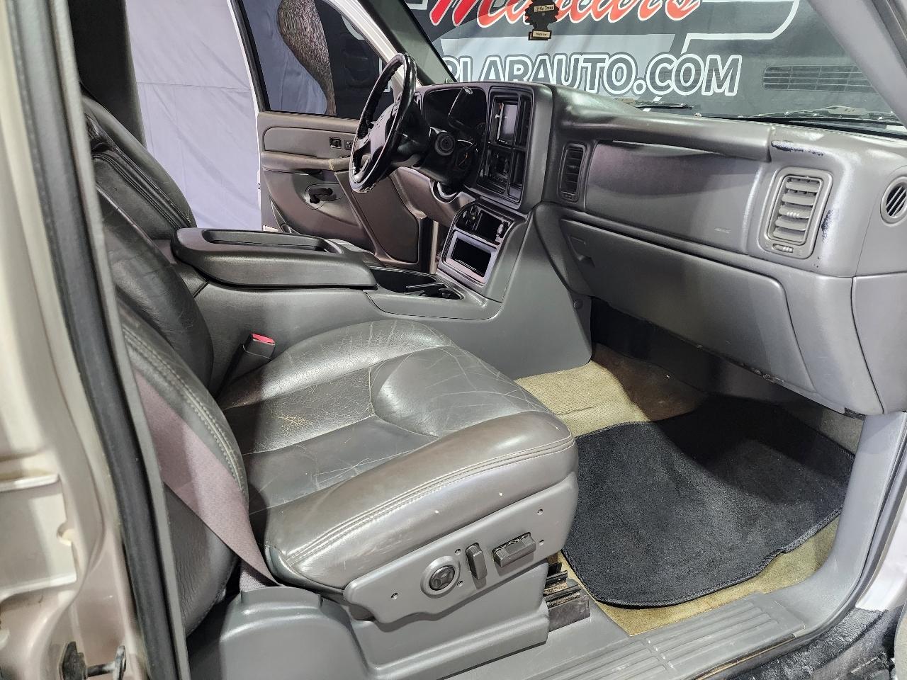 Chevrolet Silverado 2500HD Crew Cab 153" WB 4WD LT 2004