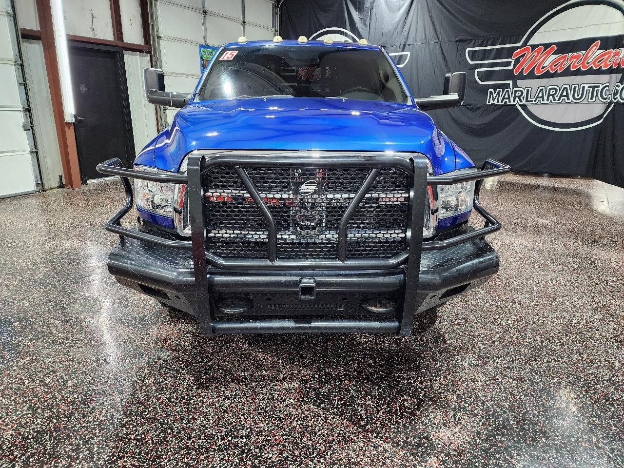 RAM 3500 4WD Crew Cab 172" WB 60" CA Tradesman 2015