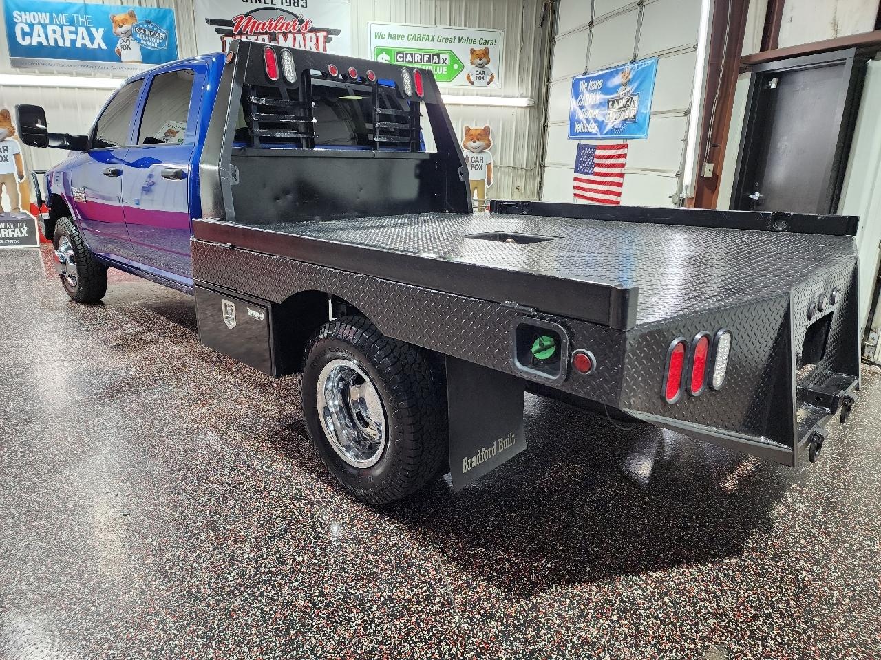 RAM 3500 4WD Crew Cab 172" WB 60" CA Tradesman 2015