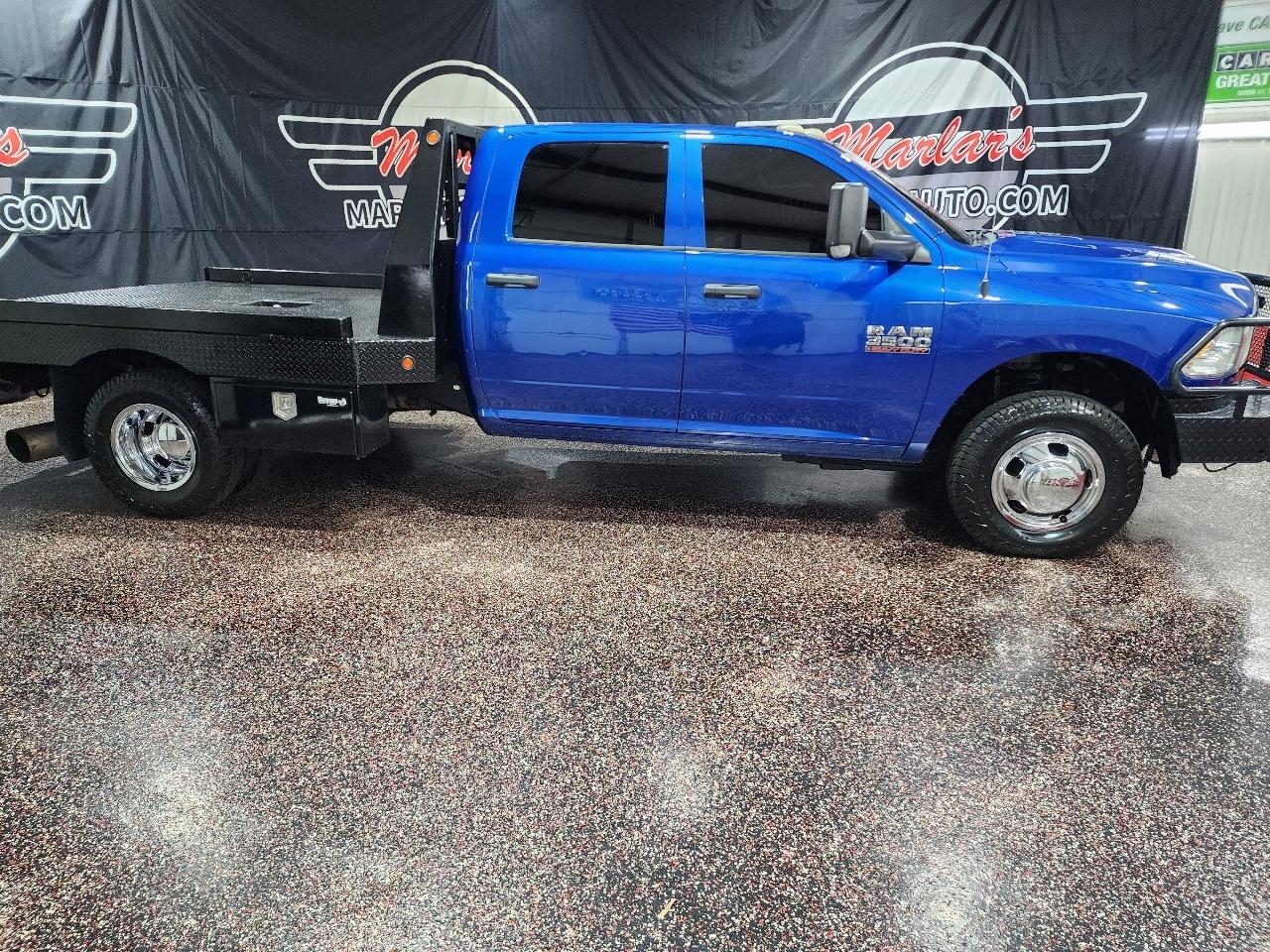 RAM 3500 4WD Crew Cab 172" WB 60" CA Tradesman 2015