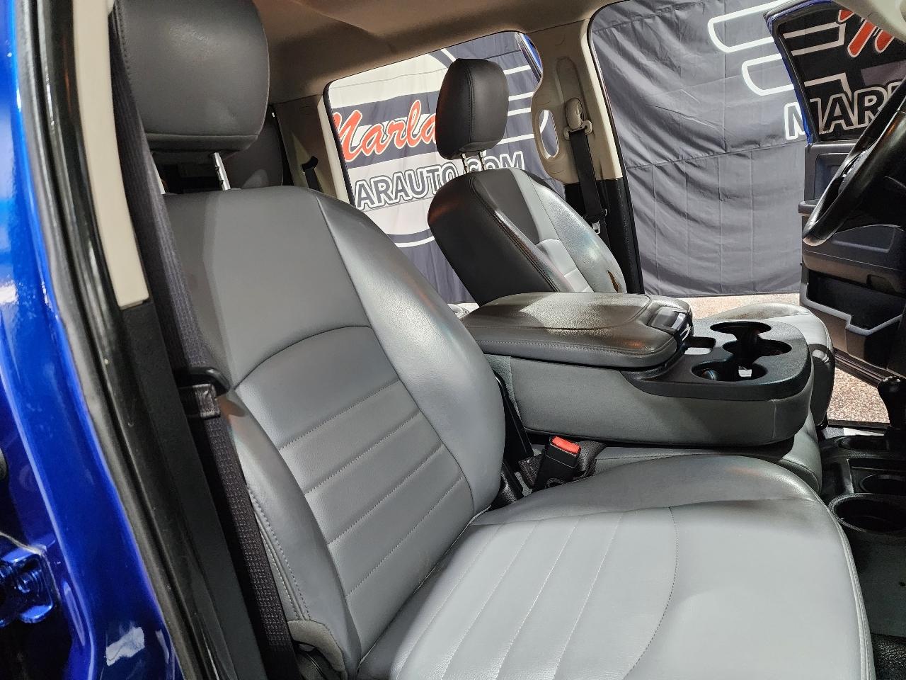 RAM 3500 4WD Crew Cab 172" WB 60" CA Tradesman 2015