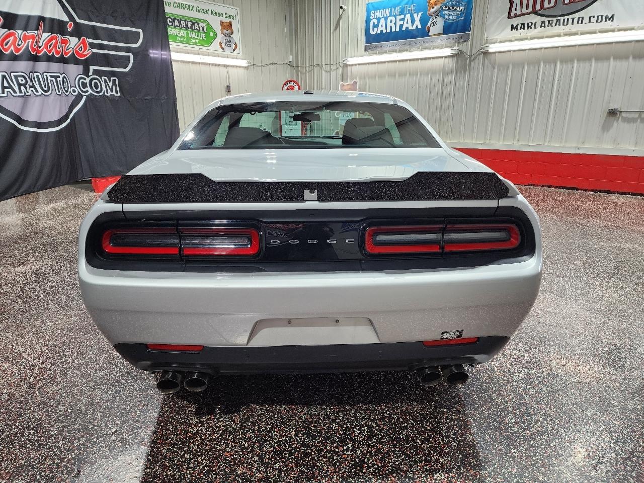 Dodge Challenger R/T RWD 2021