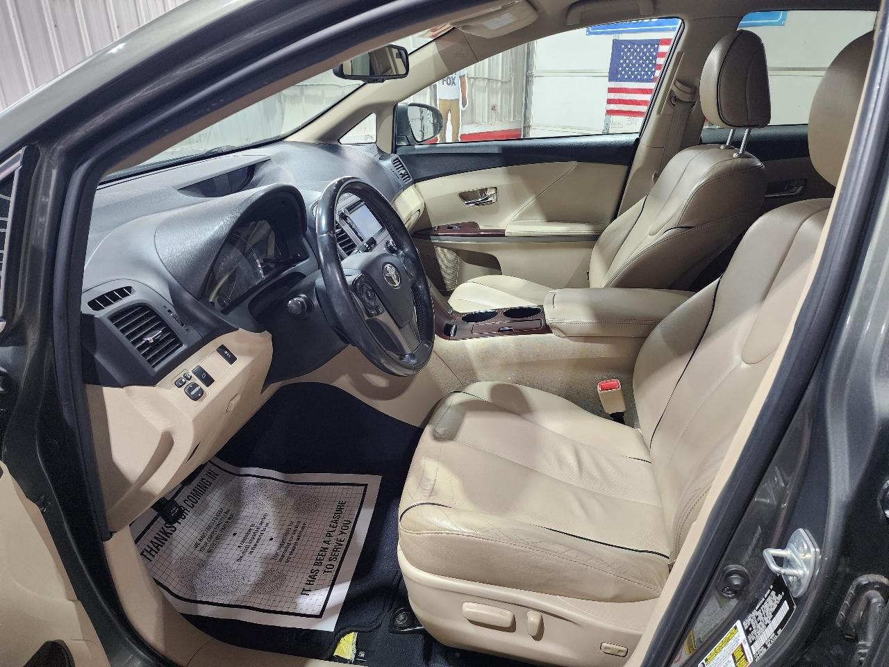 Toyota Venza 4dr Wgn I4 AWD XLE (Natl) 2014