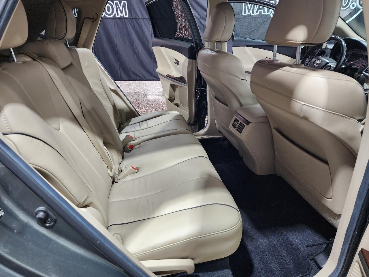 Toyota Venza 4dr Wgn I4 AWD XLE (Natl) 2014