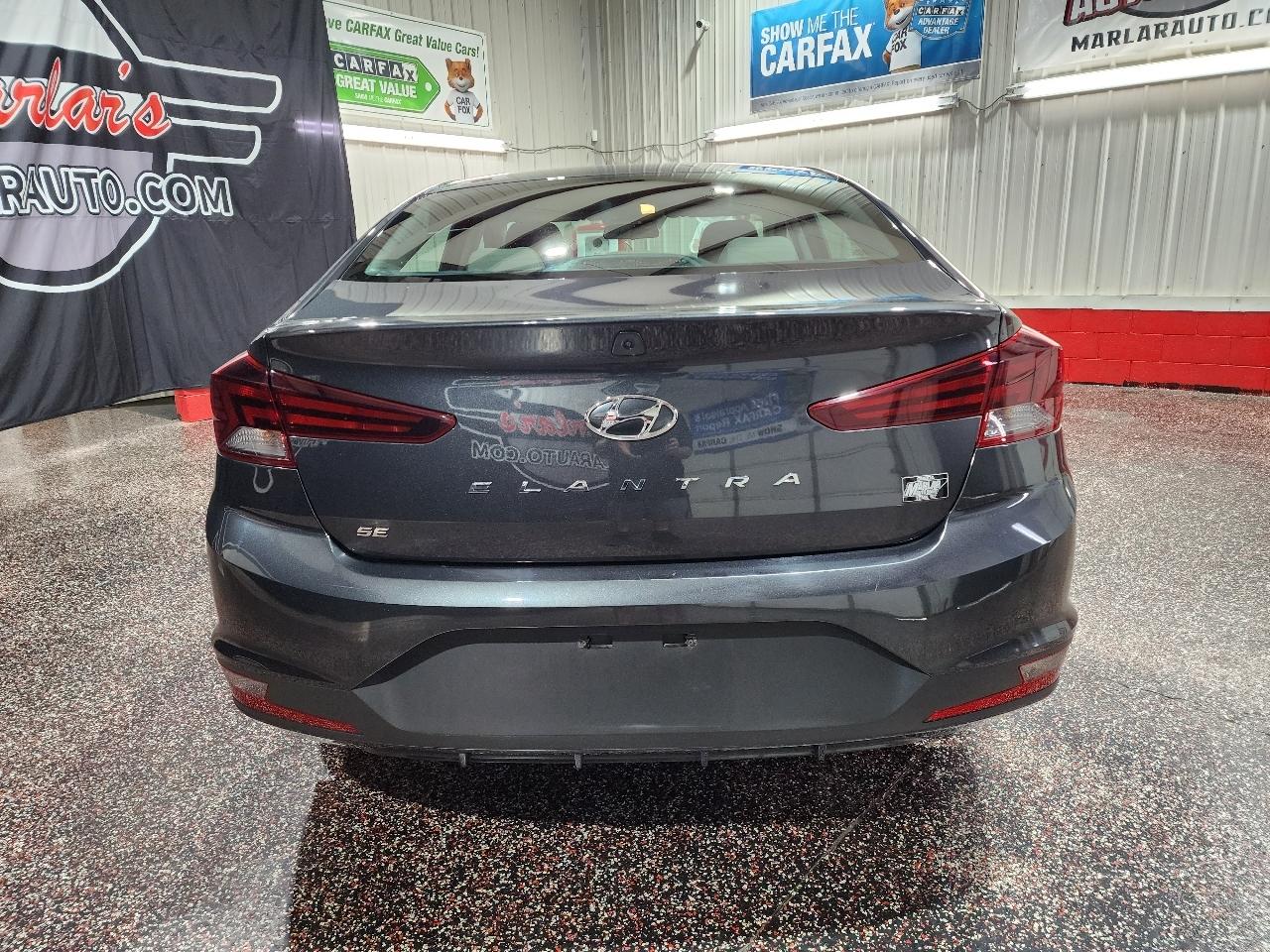 Hyundai Elantra SE IVT 2020