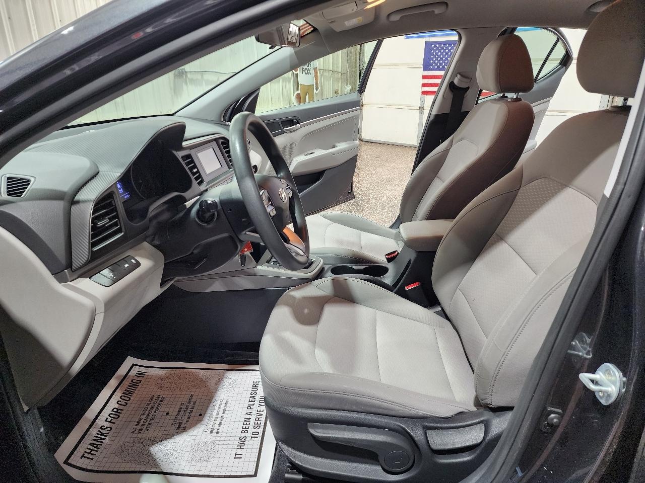 Hyundai Elantra SE IVT 2020