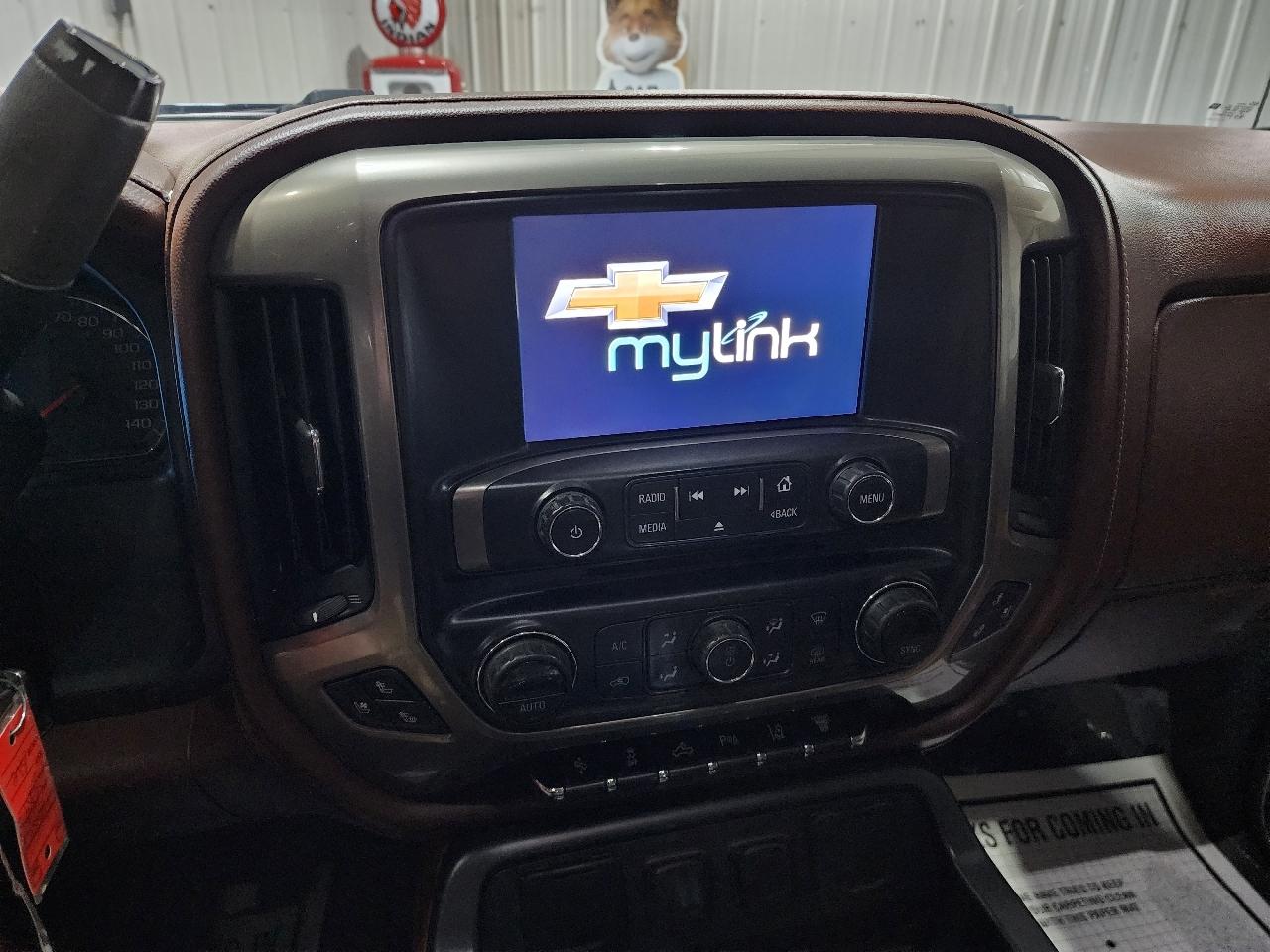 Chevrolet Silverado 2500HD 4WD Crew Cab 153.7" High Country 2016