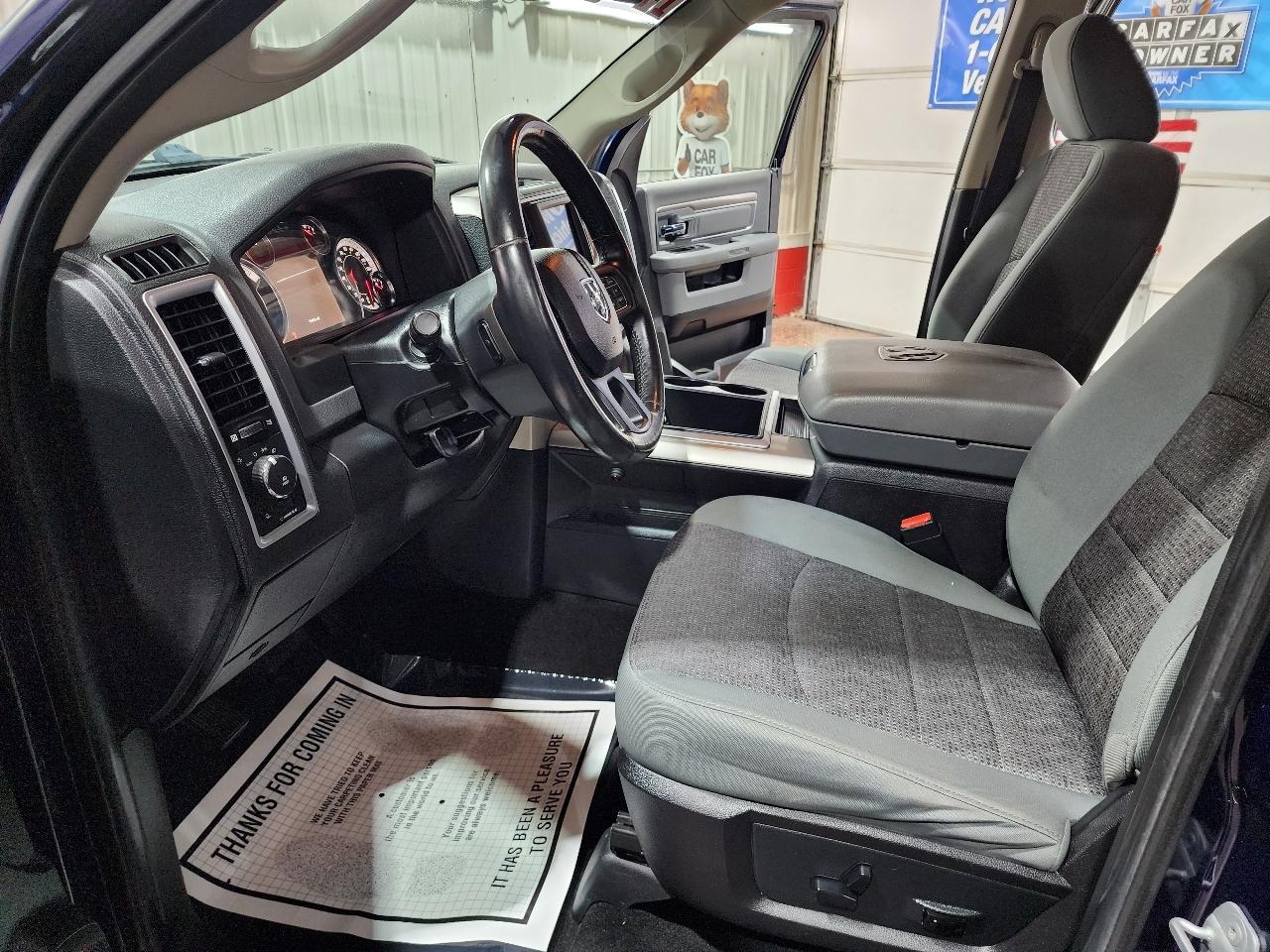 RAM 1500 4WD Crew Cab 140.5" Outdoorsman 2014