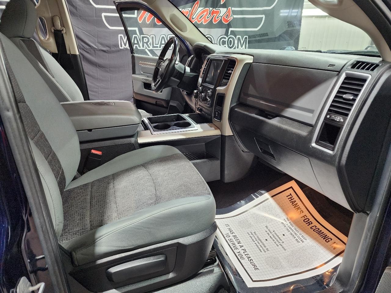 RAM 1500 4WD Crew Cab 140.5" Outdoorsman 2014