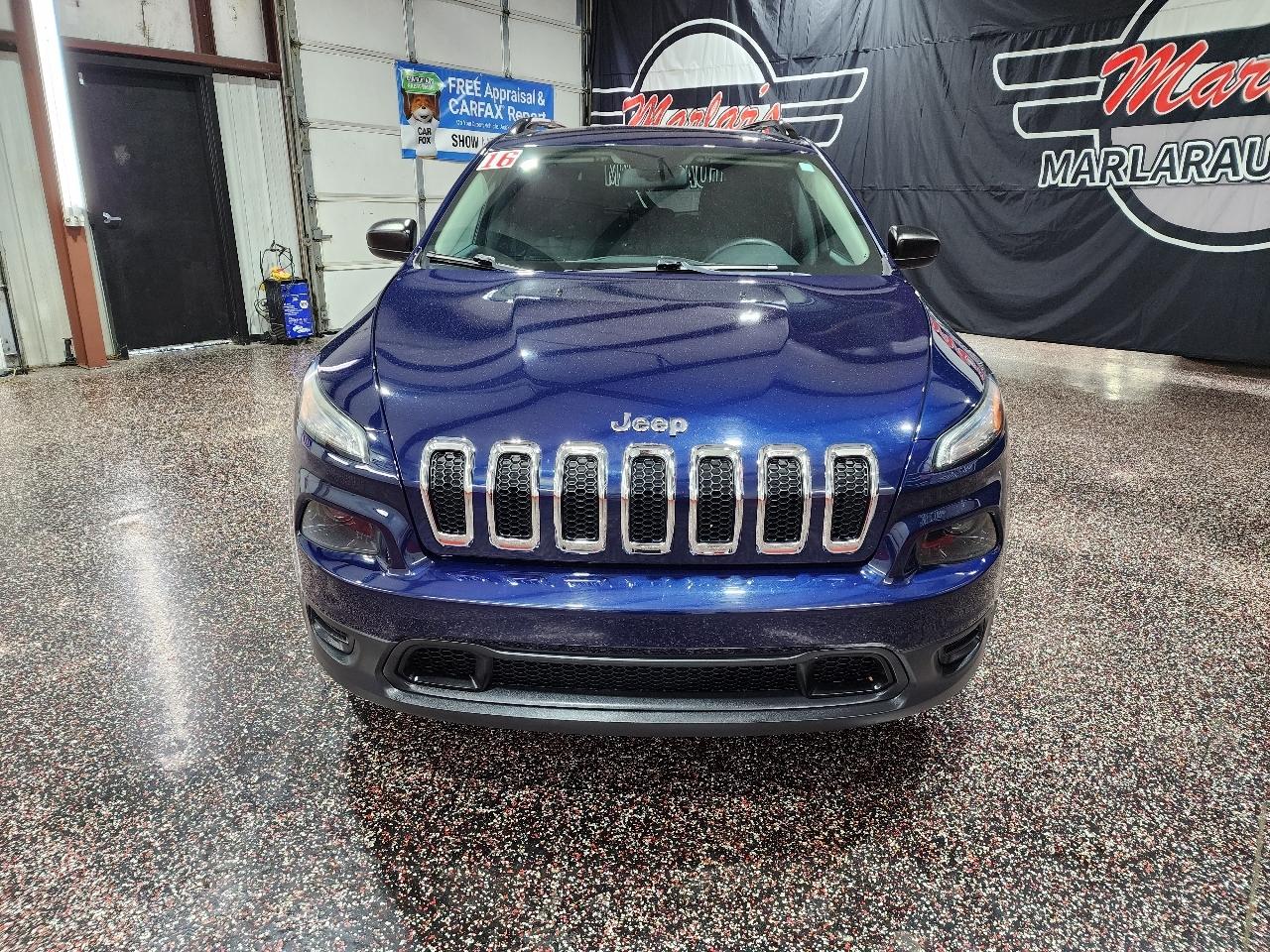 Jeep Cherokee FWD 4dr Sport 2016