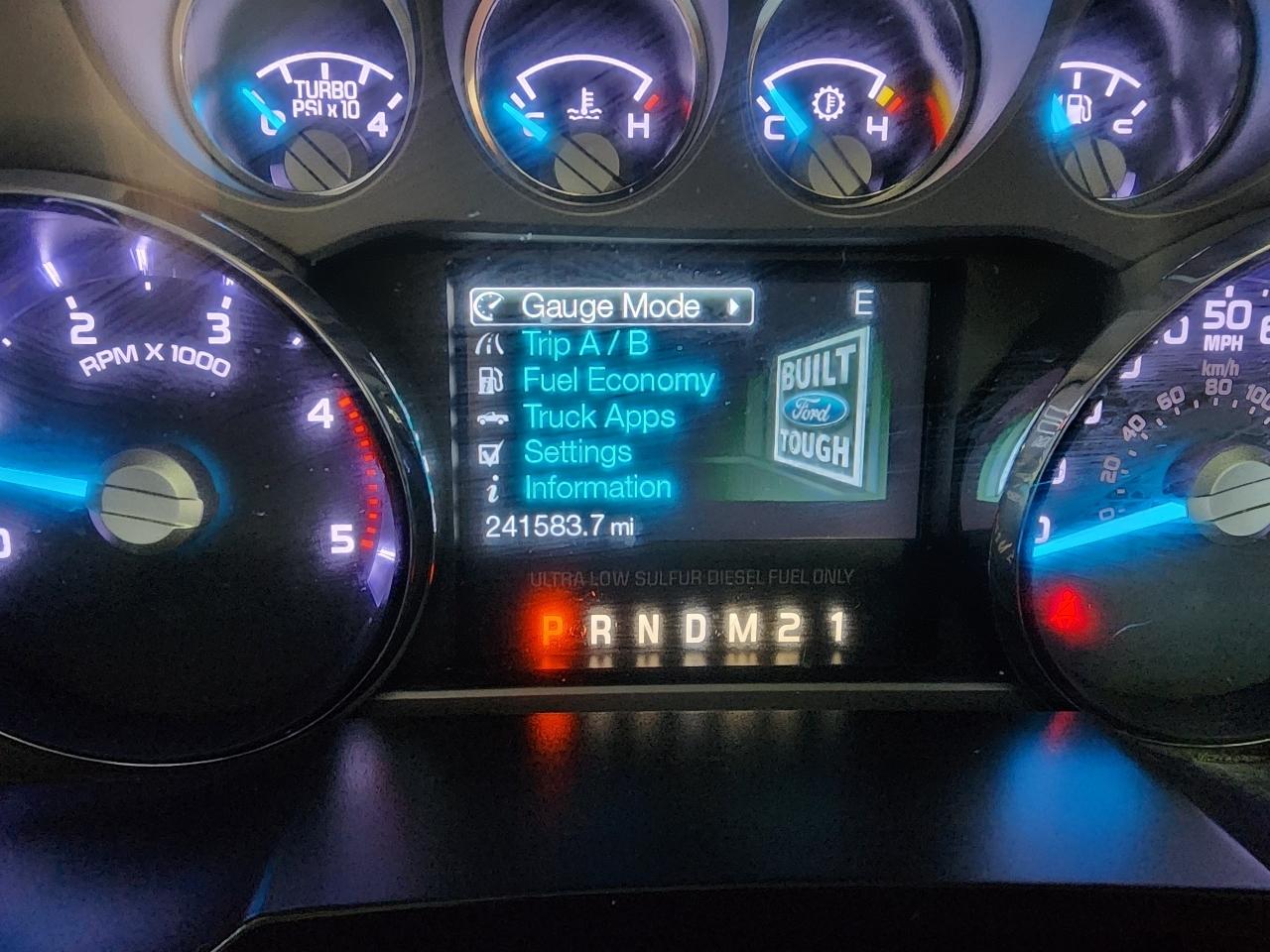 Ford Super Duty F-250 SRW 4WD Crew Cab 156" King Ranch 2012