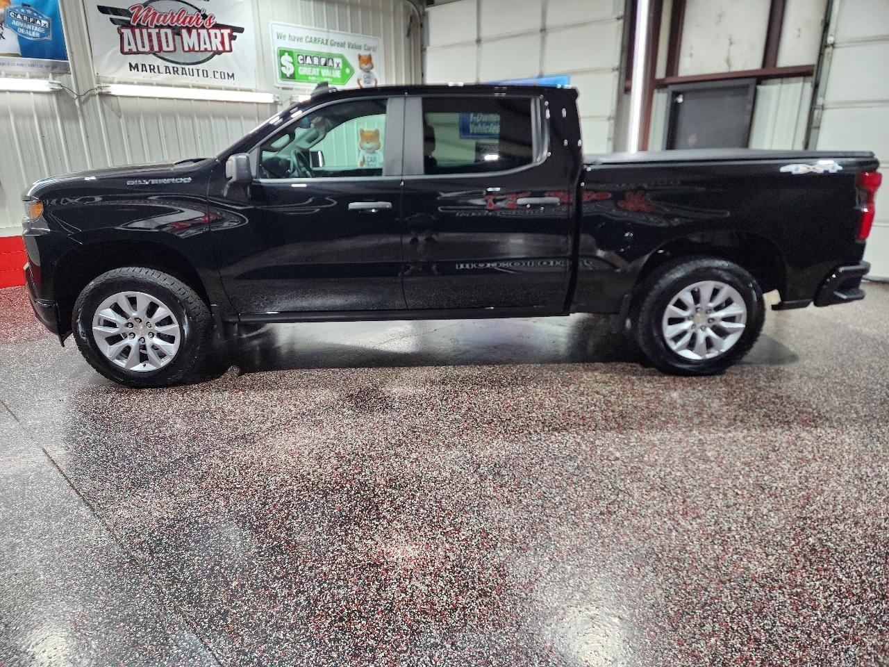 Chevrolet Silverado 1500 4WD Crew Cab 147" Custom 2021
