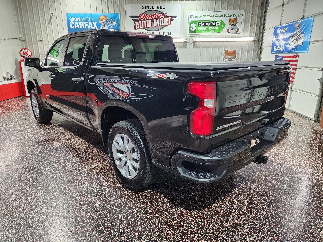 Chevrolet Silverado 1500 4WD Crew Cab 147" Custom 2021
