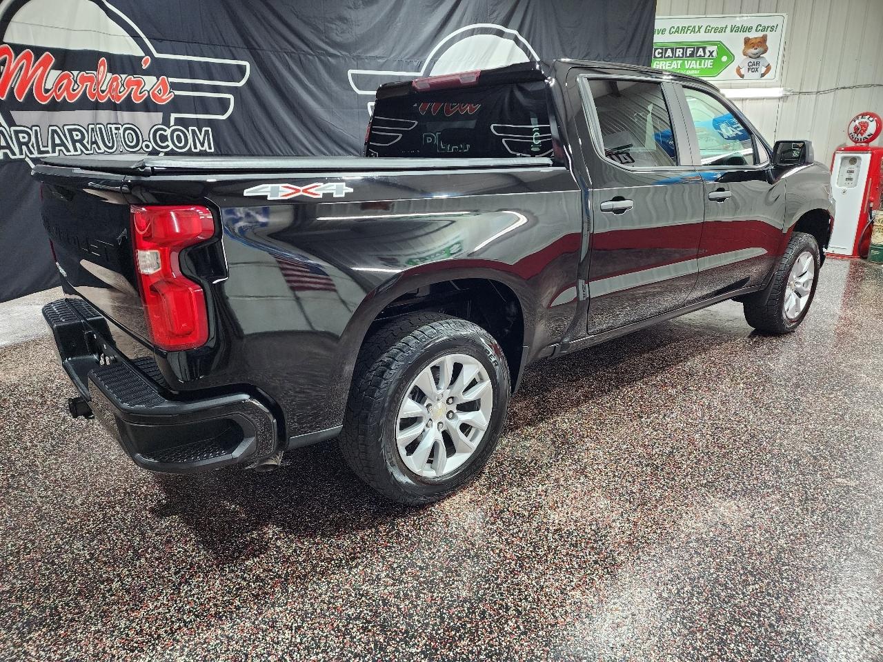 Chevrolet Silverado 1500 4WD Crew Cab 147" Custom 2021