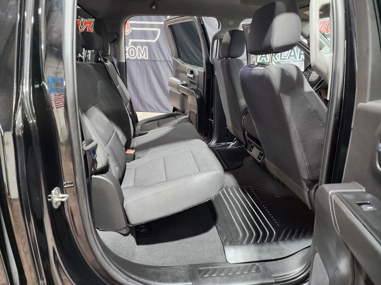 Chevrolet Silverado 1500 4WD Crew Cab 147" Custom 2021