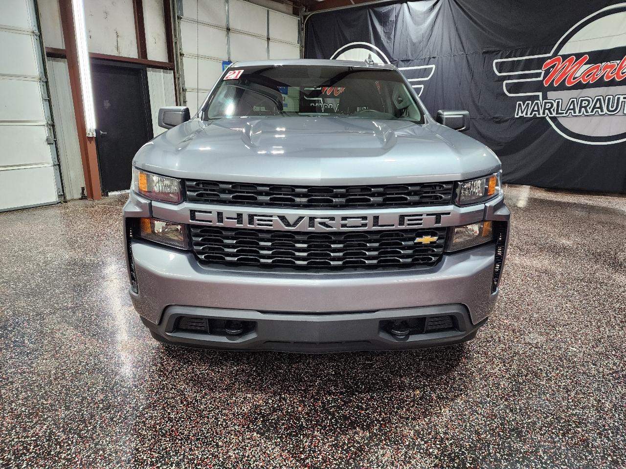 Chevrolet Silverado 1500 4WD Crew Cab 147" Custom 2021