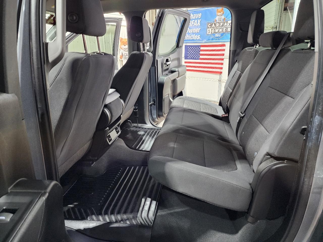 Chevrolet Silverado 1500 4WD Crew Cab 147" Custom 2021