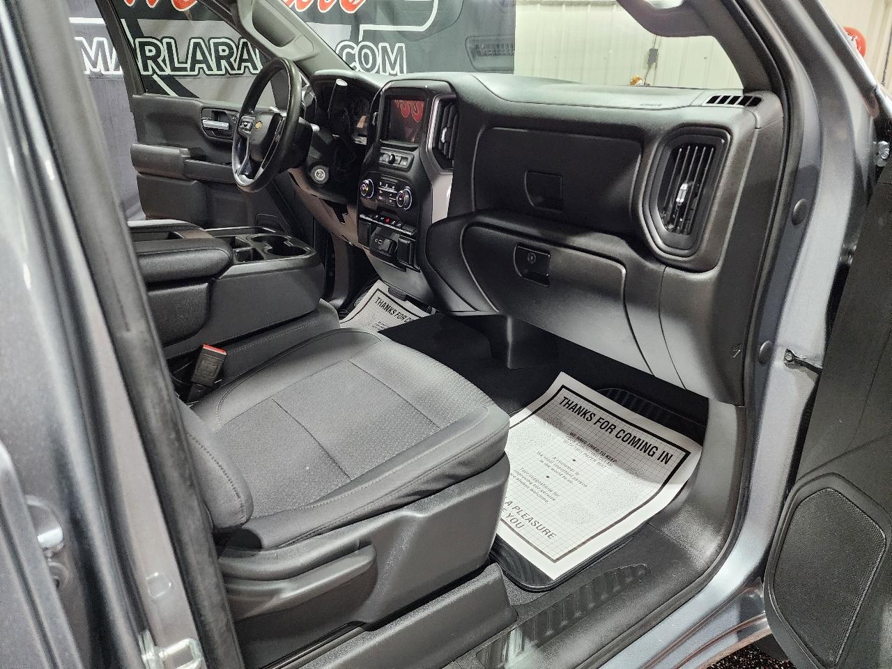 Chevrolet Silverado 1500 4WD Crew Cab 147" Custom 2021