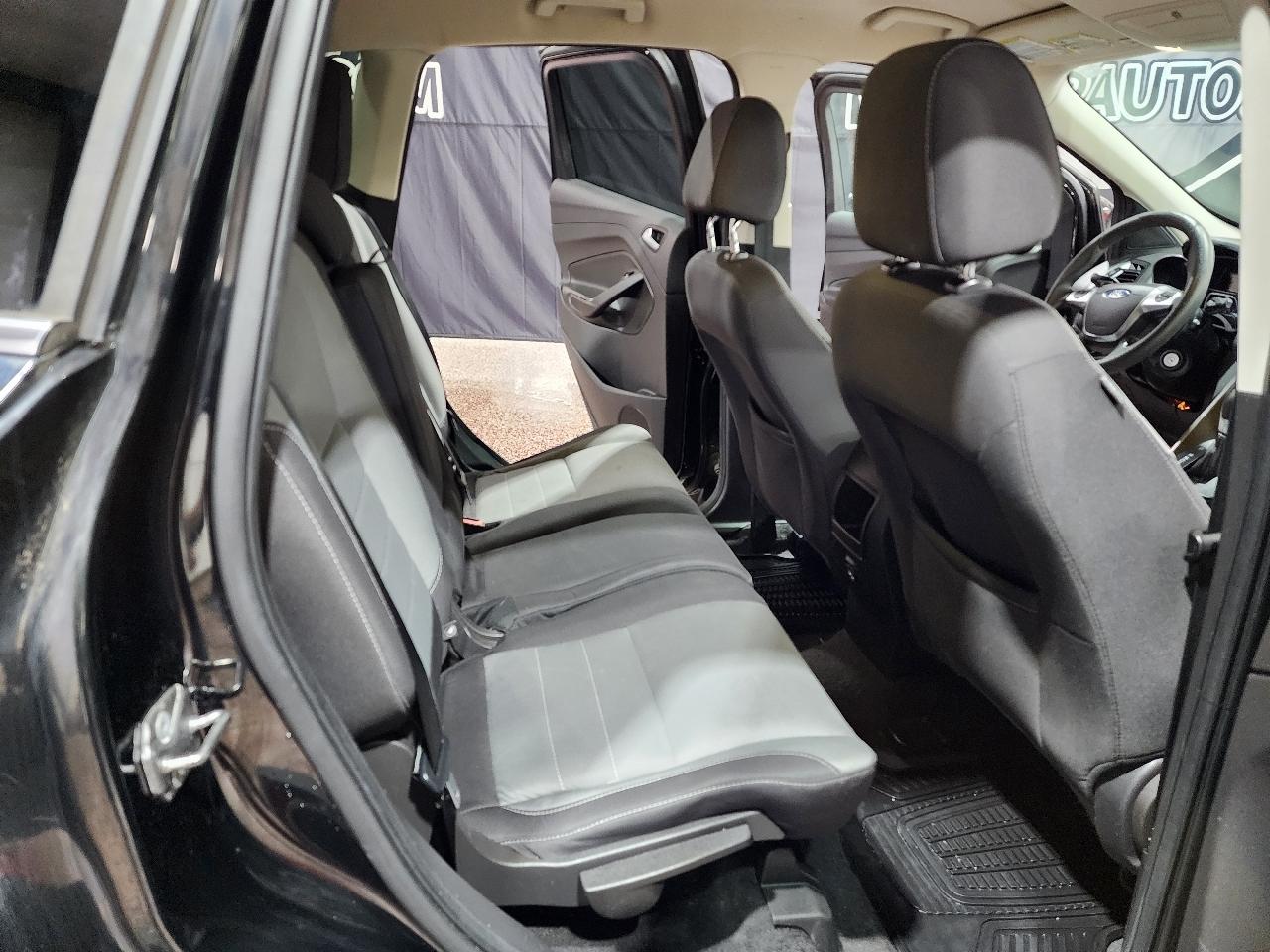 Ford Escape FWD 4dr SE 2016