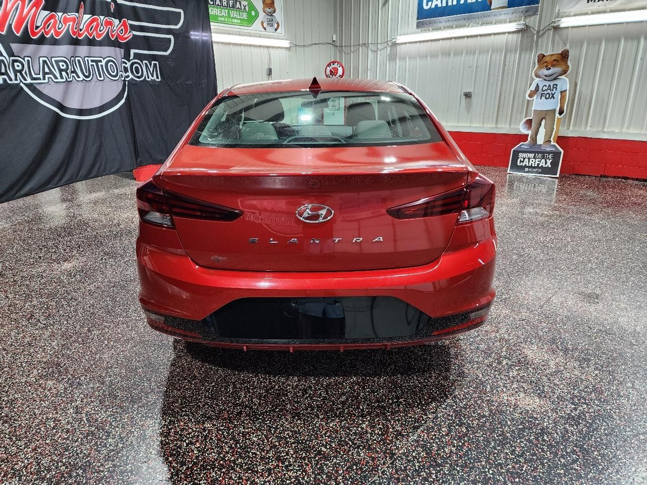 Hyundai Elantra SEL IVT 2020