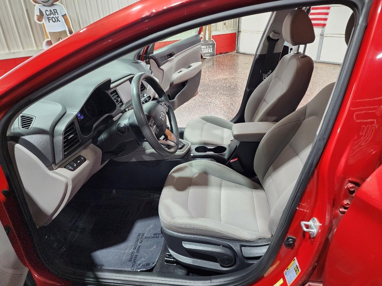 Hyundai Elantra SEL IVT 2020