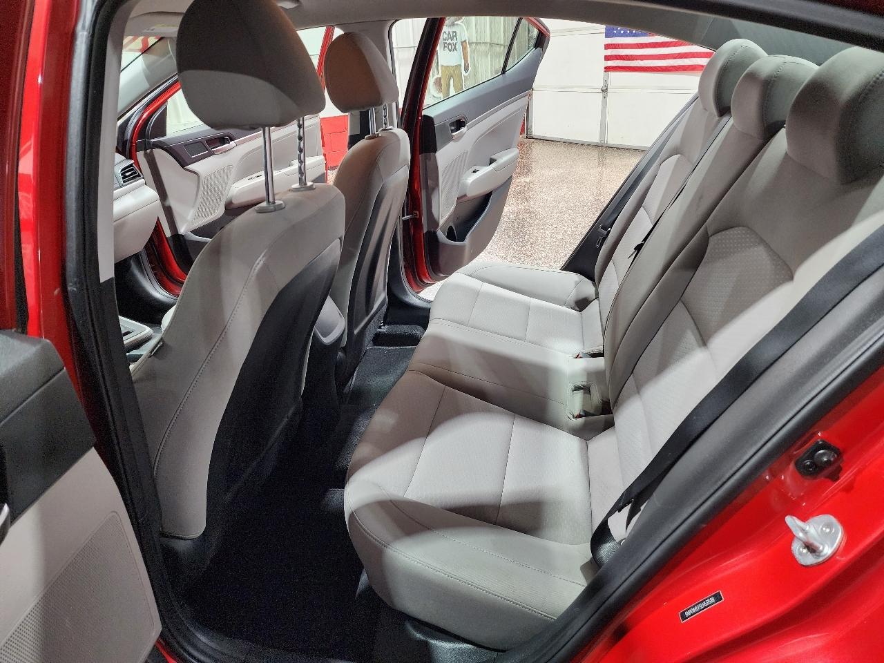 Hyundai Elantra SEL IVT 2020