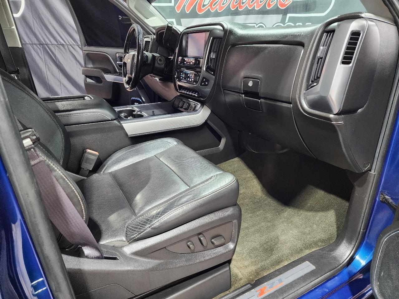 Chevrolet Silverado 2500HD Built After Aug 14 4WD Crew Cab 153.7" LTZ 2015