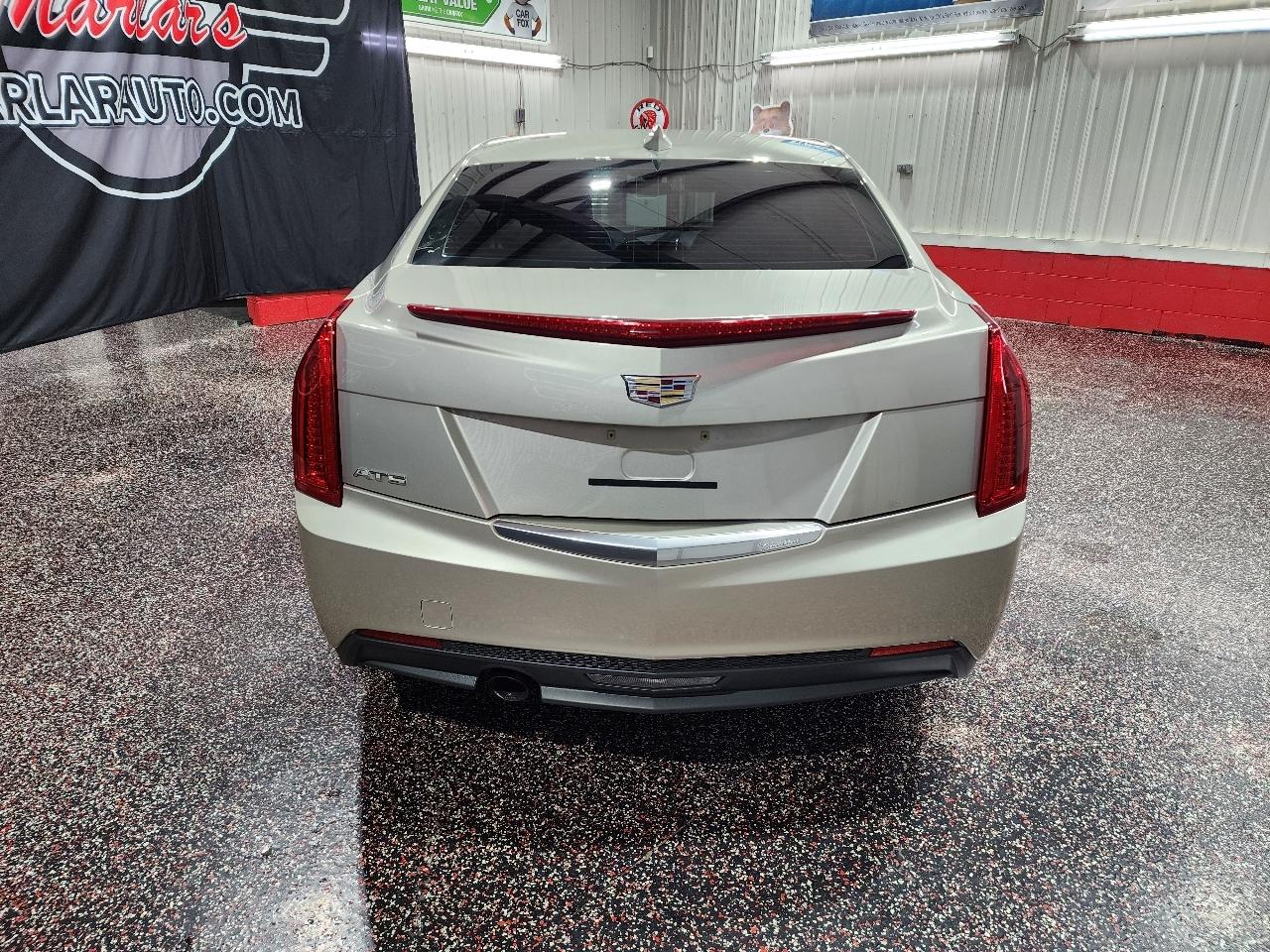 Cadillac ATS Sedan 4dr Sdn 2.5L Standard RWD 2015