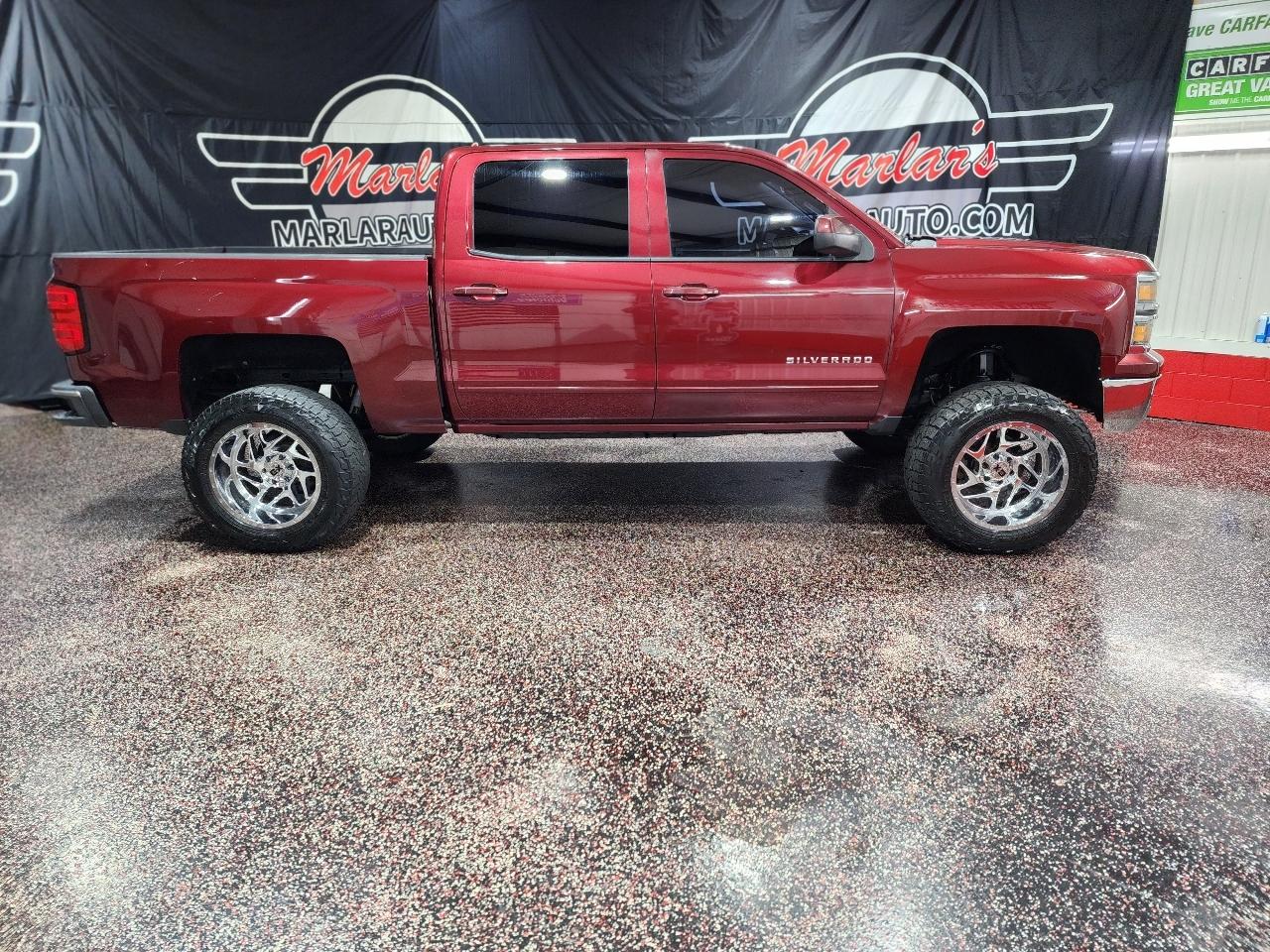 Chevrolet Silverado 1500 4WD Crew Cab 143.5" LT w/2LT 2015