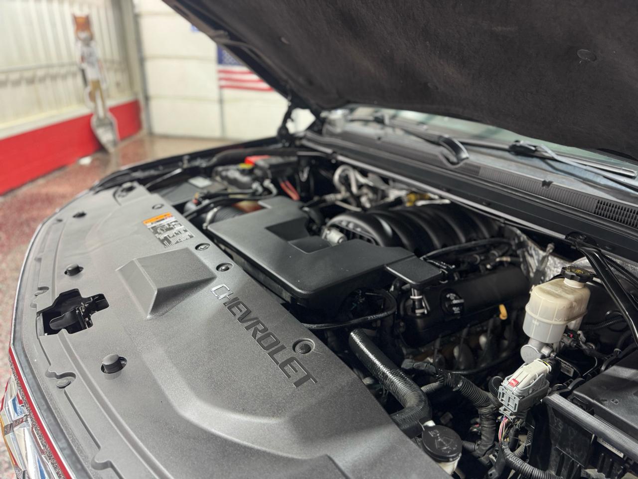 Chevrolet Tahoe 4WD 4dr LT 2017