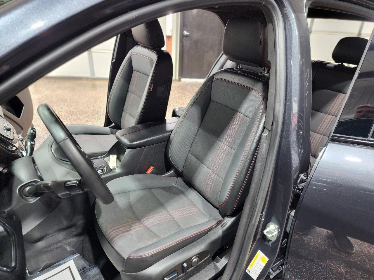 Chevrolet Equinox AWD 4dr RS 2023