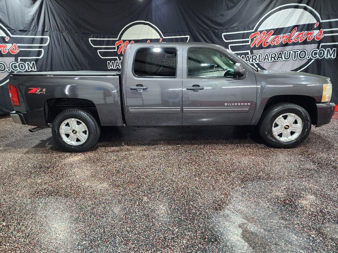 Chevrolet Silverado 1500 4WD Crew Cab 143.5" LT 2011