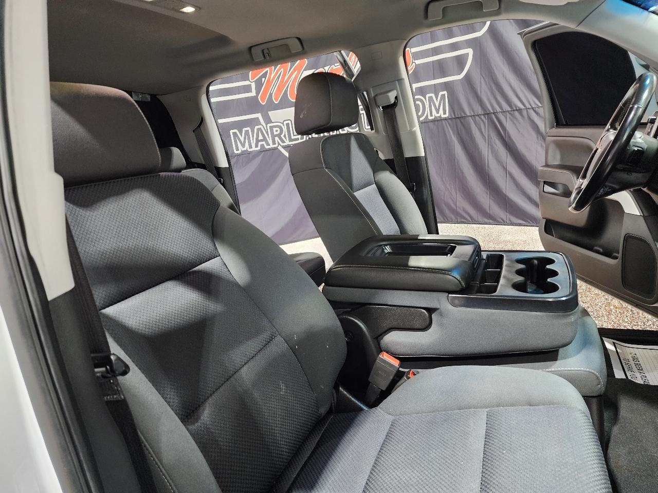 Chevrolet Silverado 1500 4WD Crew Cab 143.5" LT w/1LT 2018