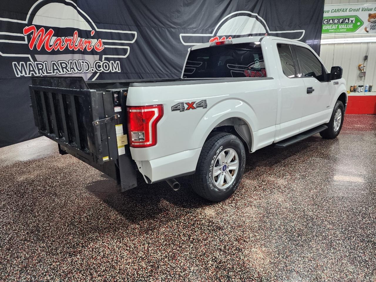 Ford F-150 4WD SuperCab 145" Lariat 2016