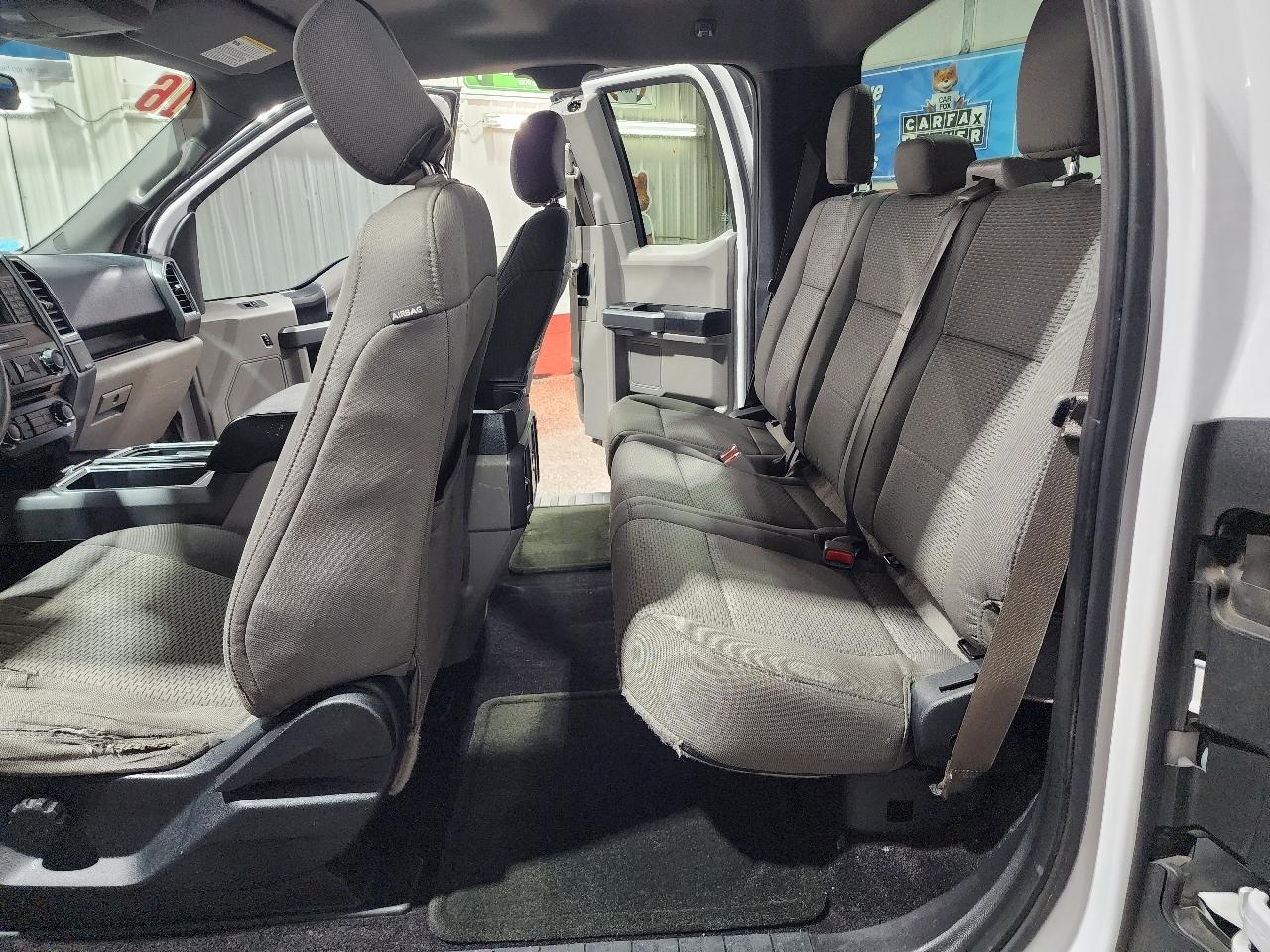 Ford F-150 4WD SuperCab 145" Lariat 2016