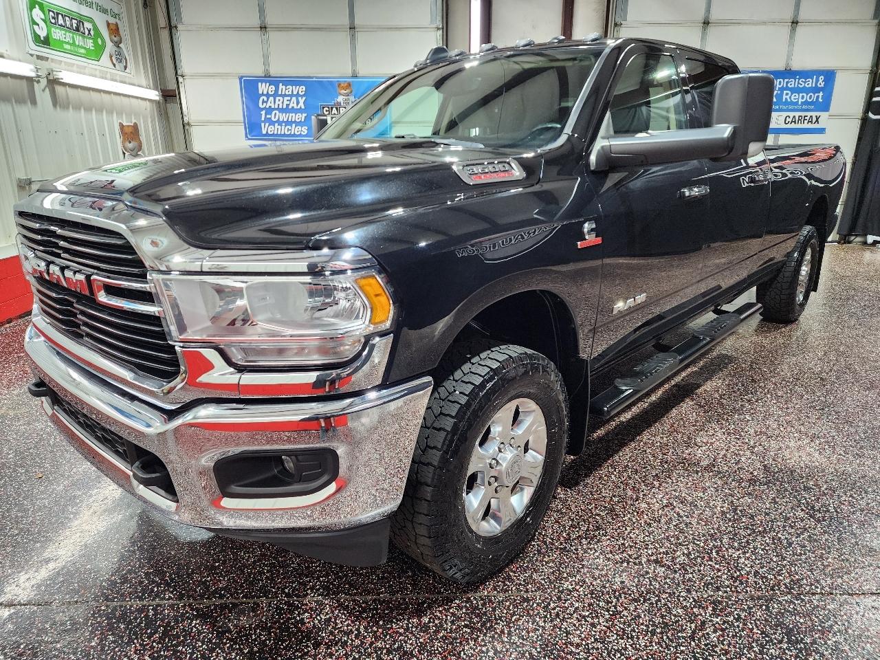 RAM 3500 Big Horn 4x4 Crew Cab 8' Box 2019