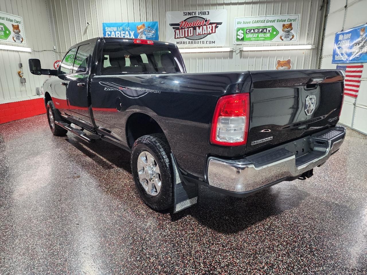 RAM 3500 Big Horn 4x4 Crew Cab 8' Box 2019