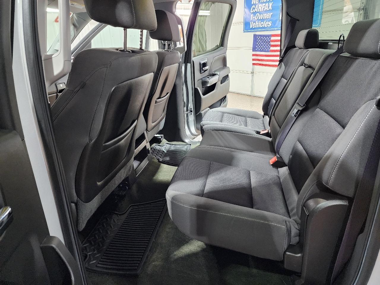 Chevrolet Silverado 1500 2WD Crew Cab 143.5" LT w/1LT 2015