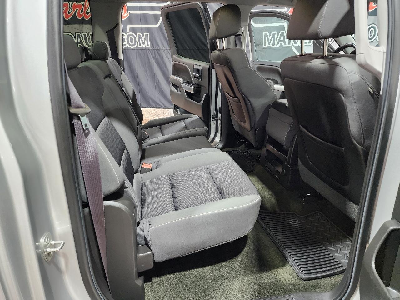 Chevrolet Silverado 1500 2WD Crew Cab 143.5" LT w/1LT 2015