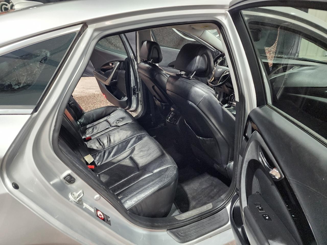 Hyundai Azera 4dr Sdn 2012
