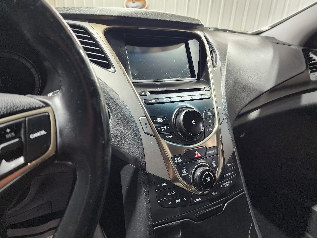 Hyundai Azera 4dr Sdn 2012