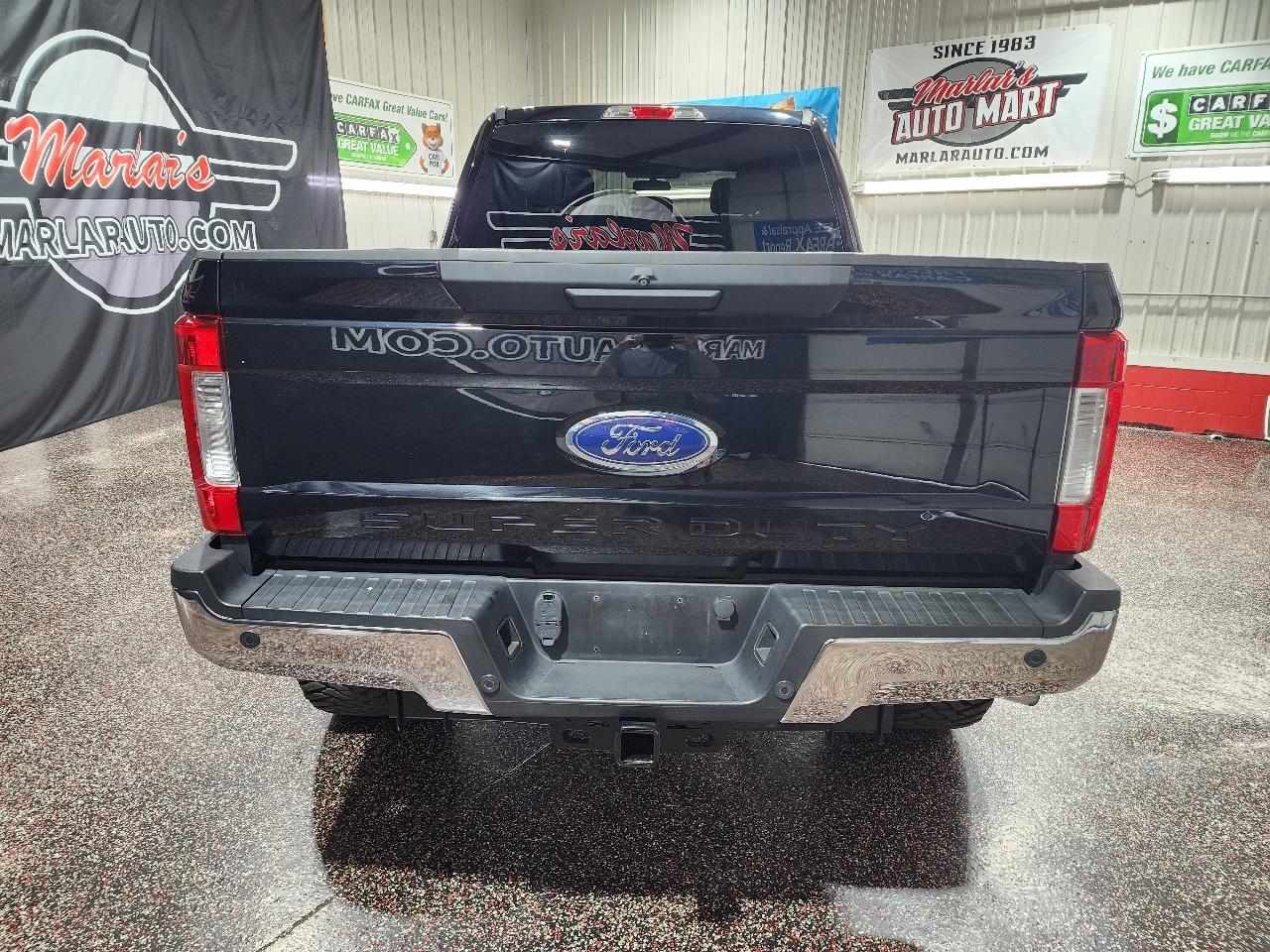 Ford Super Duty F-250 SRW King Ranch 4WD Crew Cab 8' Box 2018