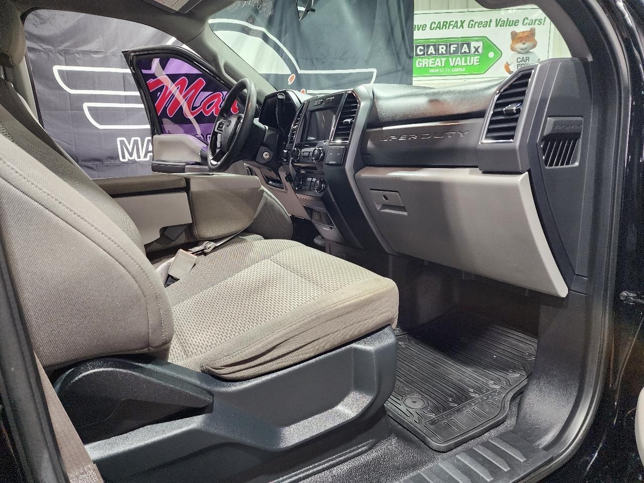 Ford Super Duty F-250 SRW King Ranch 4WD Crew Cab 8' Box 2018