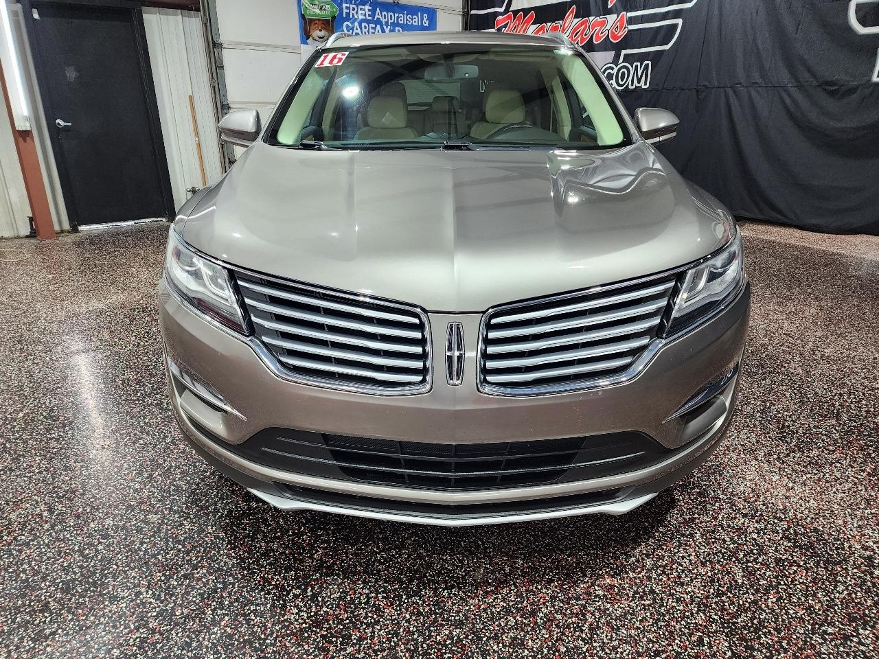 Lincoln MKC FWD 4dr Select 2016