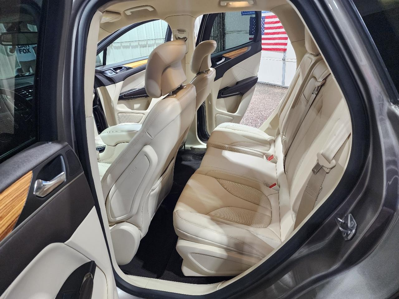 Lincoln MKC FWD 4dr Select 2016